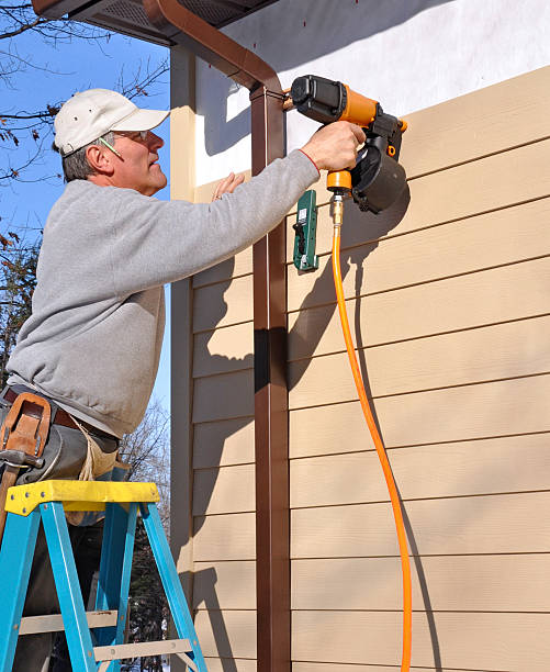 Best Insulated Siding Installation  in Clarksdale, MS